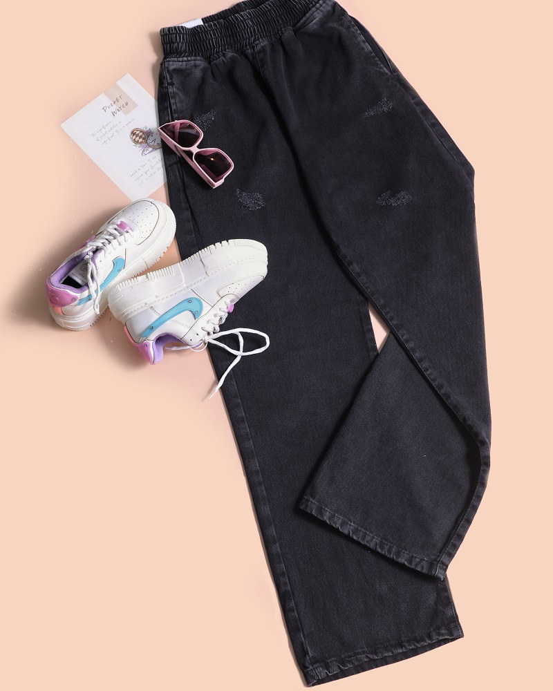 تصویر 2 از شلوار جین راسته ذغالی زنانه مناسب ست شدن با پوشش ساده