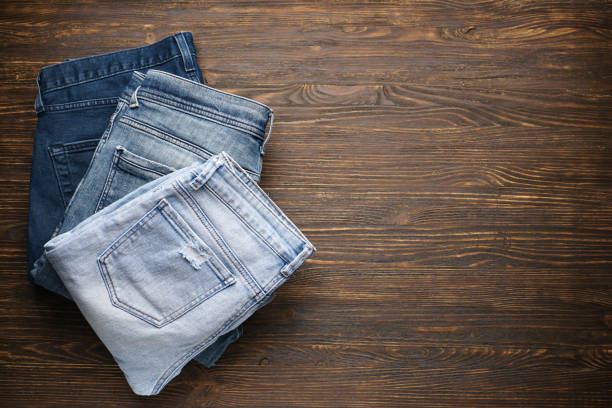 تصویر 4 از شلوار جین زارا مناسب ترکیب با پیراهن‌ و تی شرت های رنگی