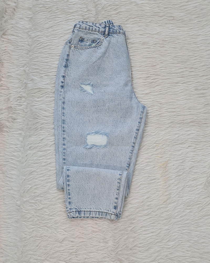 شلوار جین زاپدار با دوخت دوبل مناسب استایل تابستانی