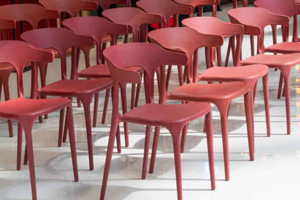 تصویر 2 از صندلی پلاستیکی جدید با مواد نانو ضد لک و آب گریز