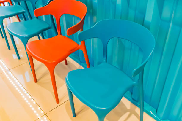 تصویر 1 از صندلی پلاستیکی جدید با مواد نانو ضد لک و آب گریز