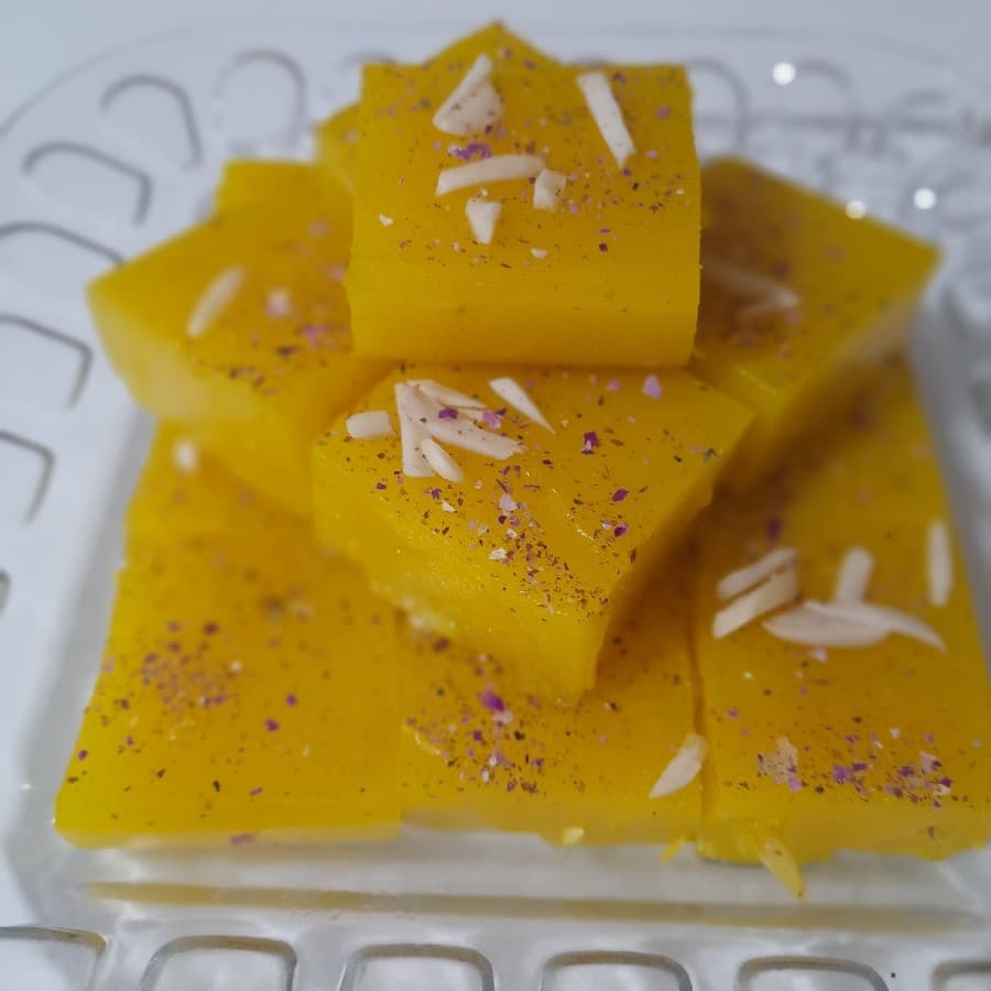 تصویر 2 از انواع حلوا مسقطی لاری زعفرانی درجه یک