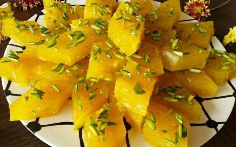 تصویر 1 از حلوا مسقطی لاری با طعم گلاب و پسته فراوان