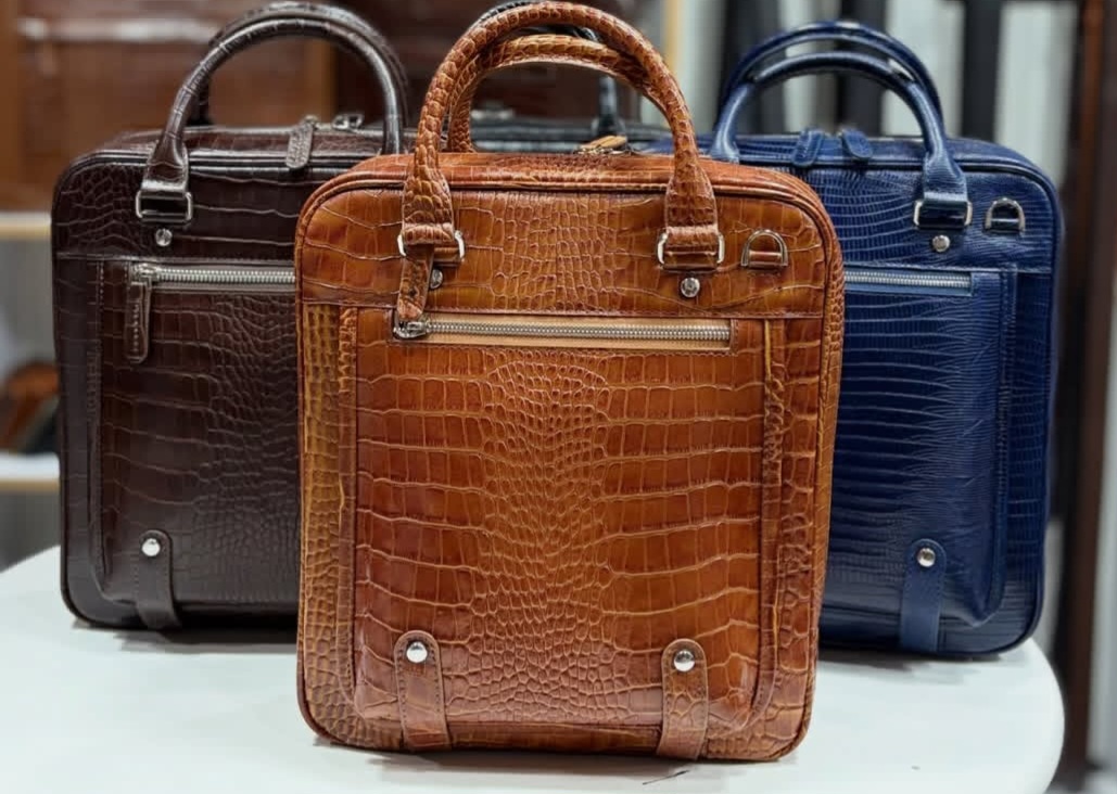 کیف دوشی مردانه چرم اعلا در فروش عمده