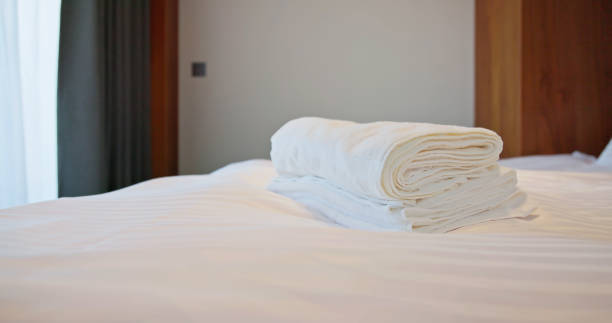 تصویر 3 از ملحفه کشدار دو نفره هتلی ضد حساسیت میکروفایبر