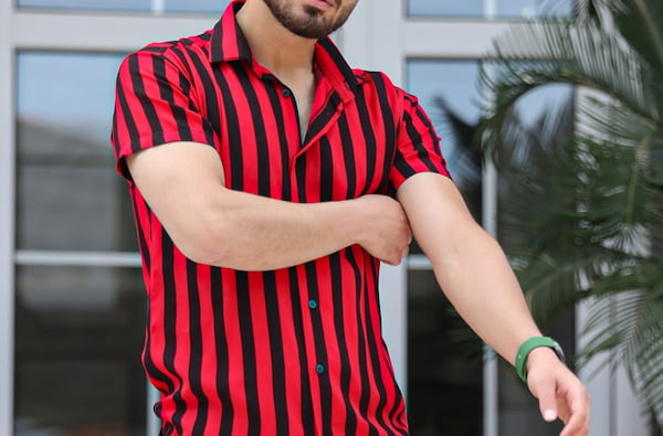 پیراهن مردانه قرمز مشکی با پارچه ضد حساسیت