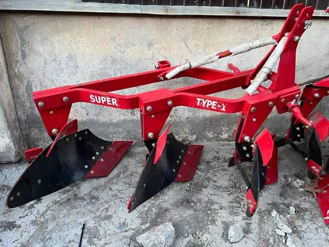 تصویر 2 از گاوآهن سوکی با فرم کلاسیک شیار ساز