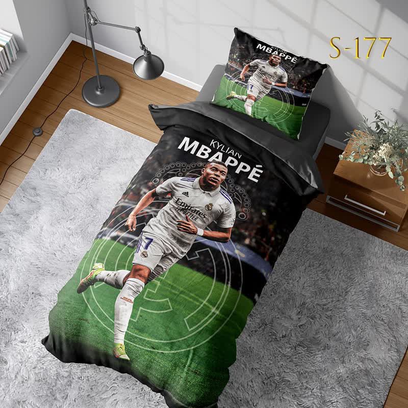 تصویر 4 از روتختی فوتبالی پسرانه با طرح فانتزی و رنگ‌ های شاد