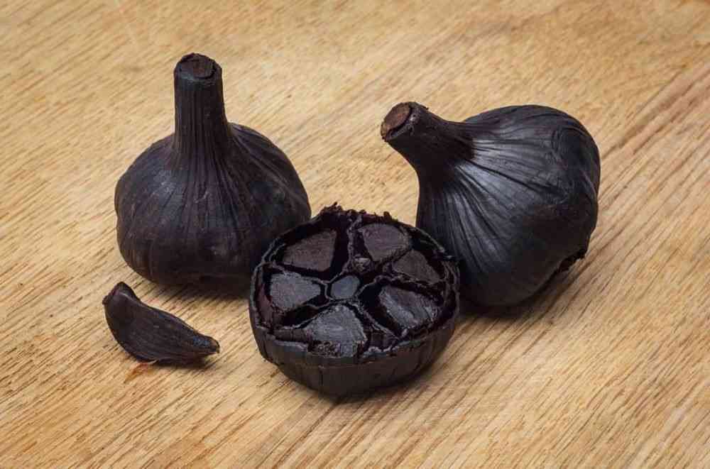 تصویر 4 از سیر سیاه بیز خوشمزه و لذیذبرای غذاهای معطر و مدیترانه ای