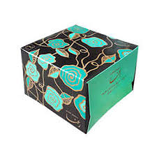 تصویر 4 از دستمال کاغذی رعنا بسته‌ بندی شیک و مناسب استفاده خانگی