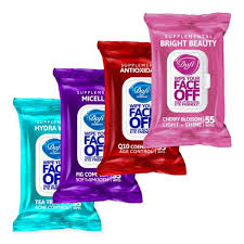 دستمال کاغذی مرطوب دافی با عصاره‌ طبیعی و حس تازه