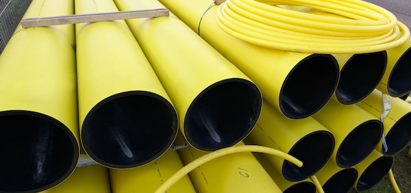 تصویر 1 از لوله پلی اتیلن زرد مقاوم در برابر فشار پروژه‌ های آبرسانی