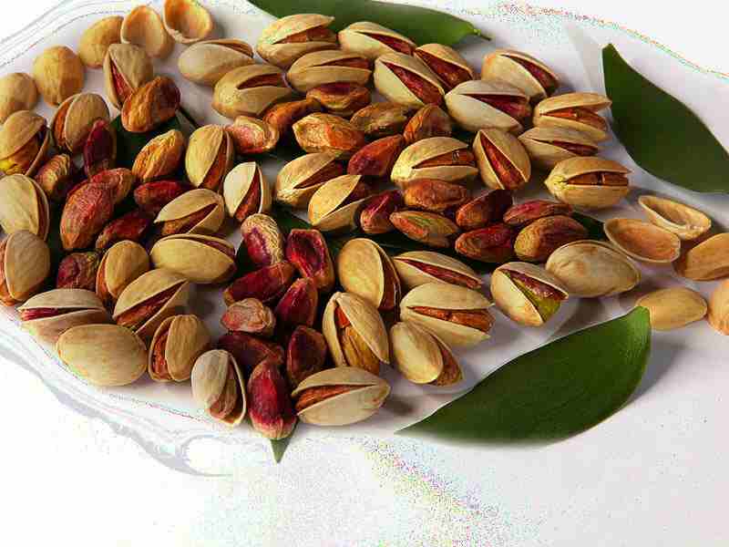 تصویر 1 از پسته اکبری دانه درشت با ظاهر کشیده