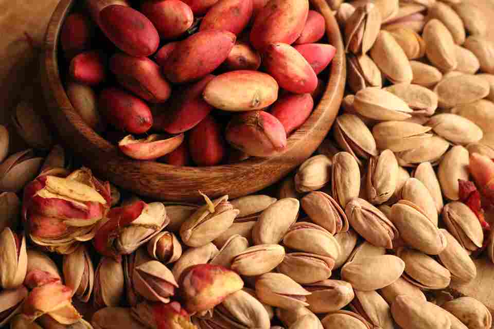 پسته اکبری درشت سایز با طعم طبیعی