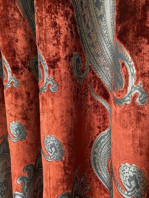 تصویر 2 از پارچه پرده ای  مخمل با جلوه طبیعی و هماهنگ با نور فضا