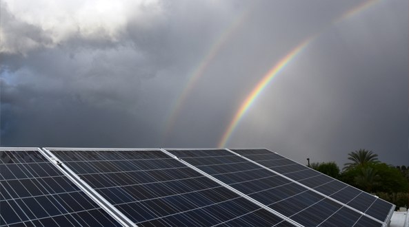 تصویر 4 از پنل خورشیدی برای باغ