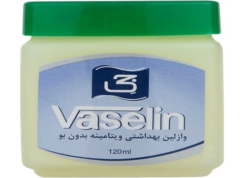 تصویر 1 از وازلین خالص برای افزایش نرمی و لطافت لب