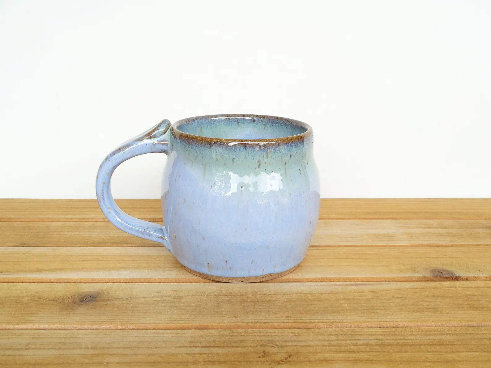 تصویر 4 از لیوان سفالی دسته دار فانتزی لعاب دار