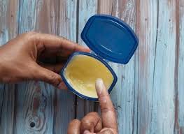 تصویر 2 از وازلین نینورتا تغذیه کننده پوست های حساس