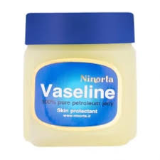 تصویر 3 از وازلین نینورتا تغذیه کننده پوست های حساس