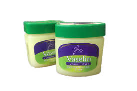 تصویر 2 از وازلین عطر دار مناسب مراقبت روزانه پوست