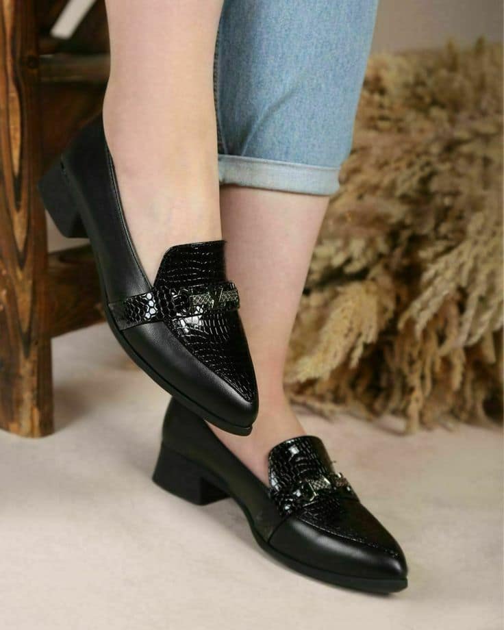 تصویر 2 از کفش چرم زنانه شیک با لایه نرم داخلی و طراحی ظریف برای استفاده روزمره