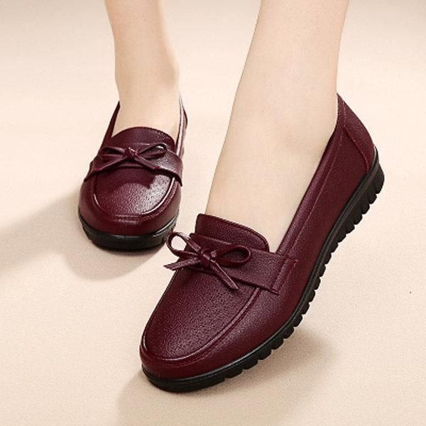 تصویر 2 از کفش چرم زنانه اسپرت با تهویه مناسب و انعطاف بالا برای فعالیت های روزانه