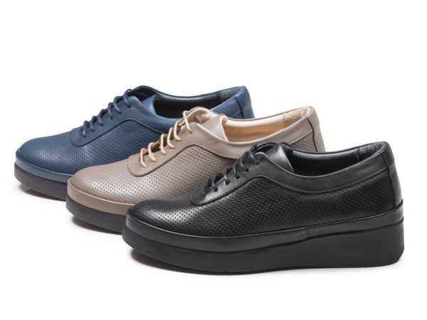 تصویر 4 از کفش چرم زنانه اسپرت با تهویه مناسب و انعطاف بالا برای فعالیت های روزانه