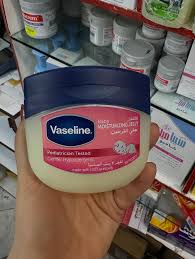 وازلین بچه ایجاد احساس شادابی پوست