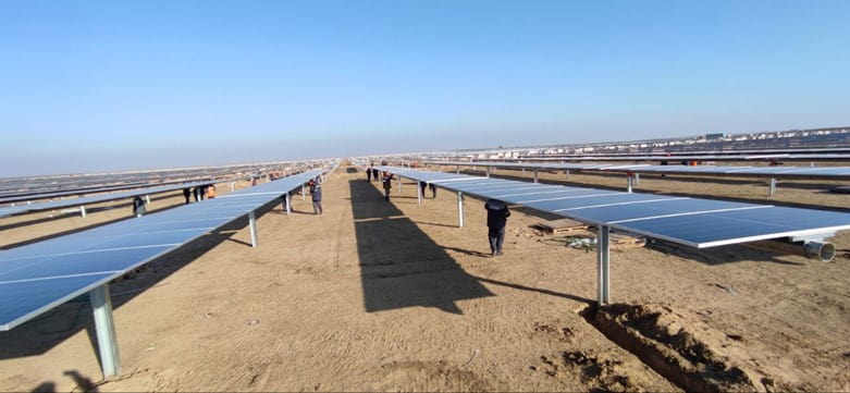 تصویر 2 از پنل خورشیدی صحرایی مقاوم در برابر گرد و غبار و حرارت