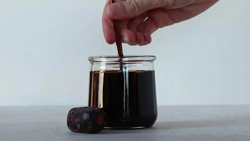 شیره خرما محصول ارگانیک با فواید تغذیه ای بی نظیر