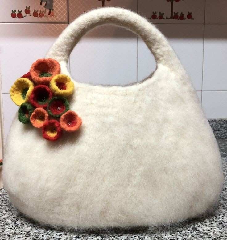 تصویر 3 از کیف نمدی فانتزی محصولی خلاقانه و خاص پسند