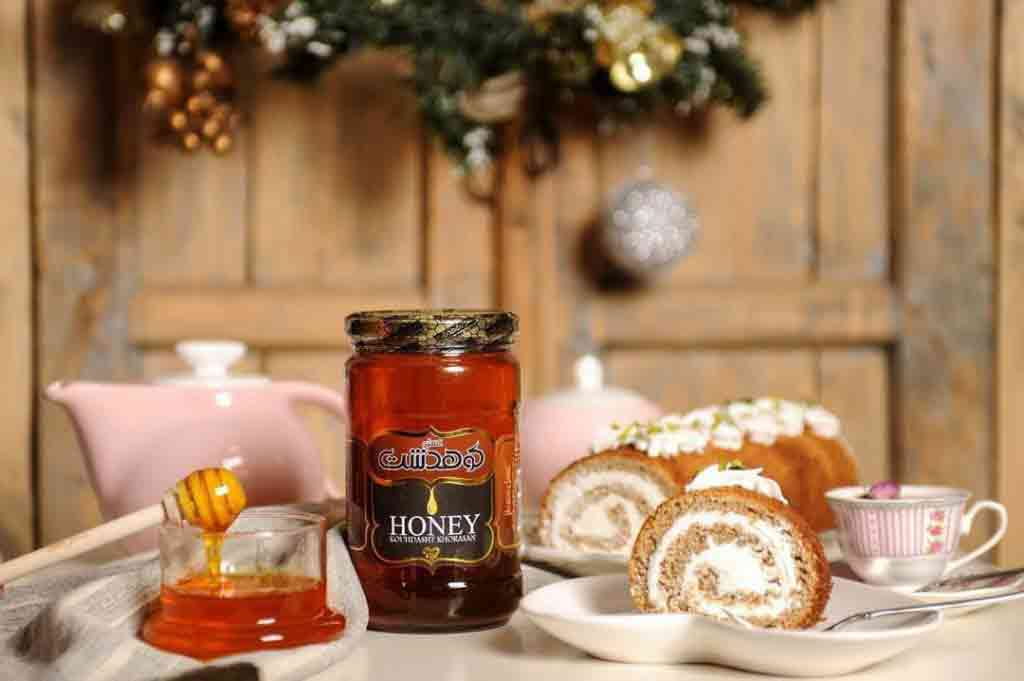 عسل کوهدشت با طعم طبیعی و رنگ طلایی