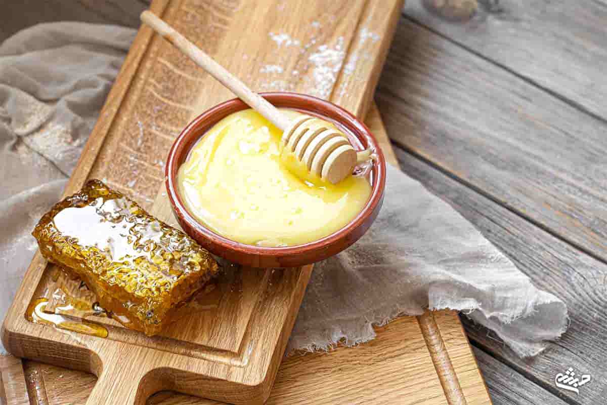 تصویر 2 از عسل سفید با بافت کرمی و رنگ روشن