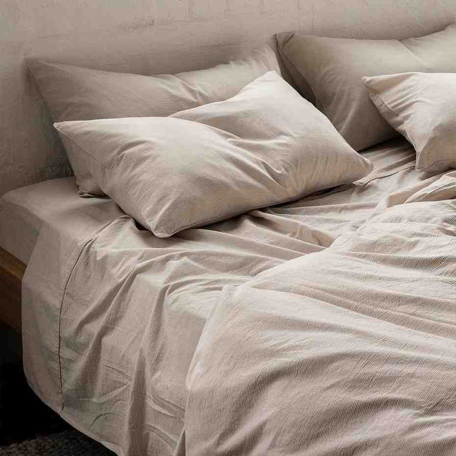 تصویر 2 از روتختی دو نفره ساده و مینیمال با تنوع رنگی بالا مناسب برای زوج های خوش سلیقه