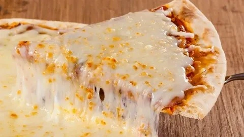 پنیر پیتزا با کشسانی فوق العاده بالا مناسب برای رستوران ها