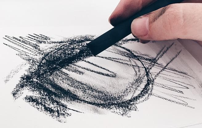 تصویر 4 از زغال نقاشی با کیفیت عالی و قابلیت استفاده طولانی