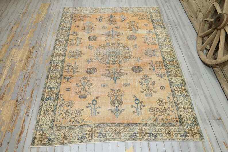 تصویر 3 از گلیم دست بافت الهام گرفته از هنر ایرانی و طبیعت با طراحی منحصر به فرد