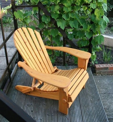 صندلی چوبی متحرک با ساختار ارگونومیک خانگی