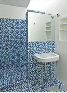 تصویر 1 از کاشی حمام سنتی با الگوی الهام گرفته از هنر ایرانی