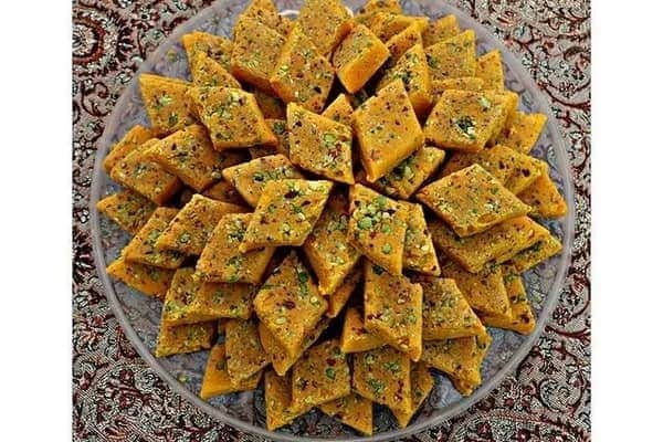 تصویر 3 از شیرینی روح افزا گردویی خوش عطر و مناسب پذیرایی روزانه