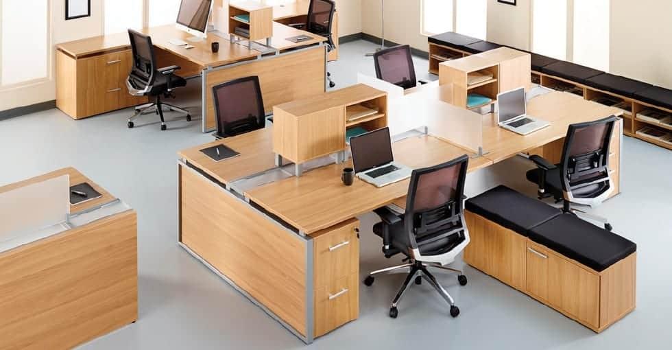 تصویر 4 از صندلی اداری بلند دارای پشتی مناسب برای حمایت از ستون فقرات