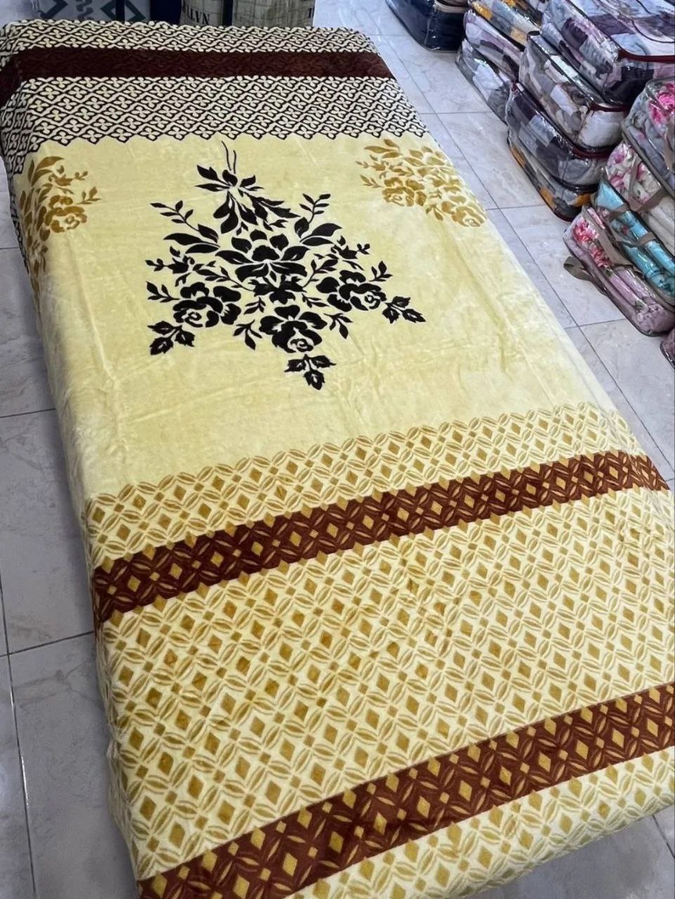 تصویر 1 از پخش باکیفیت و تامین مستقیم پتو مسافرتی سرویس تک نفره