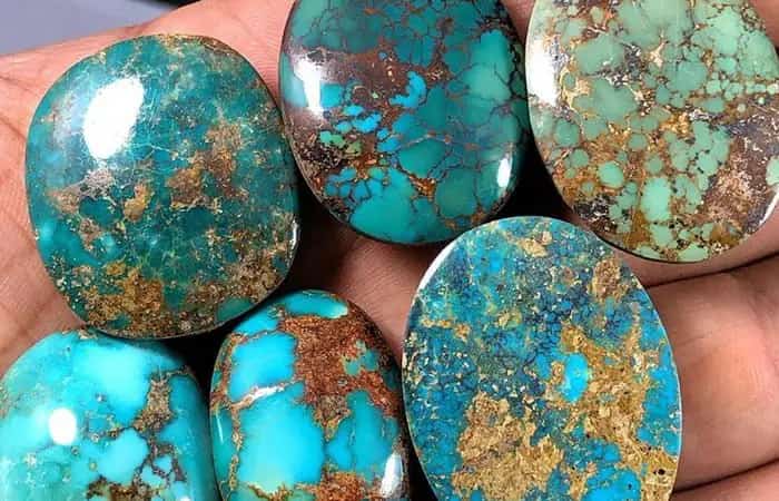 تصویر 1 از سنگ فیروزه نیشابور اصل با رنگ آبی چشم نواز