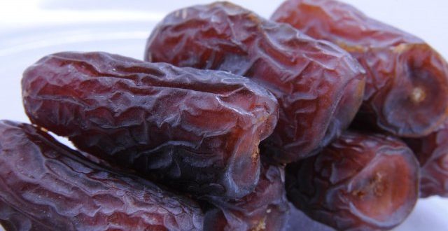 تصویر 1 از خرمای پیارم تازه با طعم بی نظیر جنوب