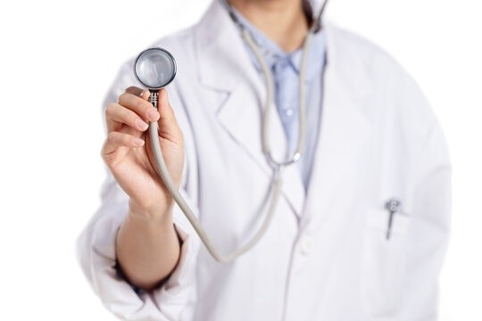 گوشی پزشکی برای ارزیابی دقیق وضعیت بالینی محصولی نوین و به روز