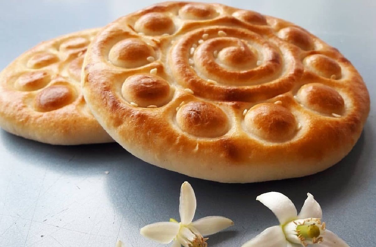 کلوچه لاهیجان تازه و نرم برای عصرانه