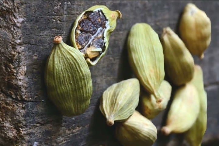 تصویر 1 از هل سبز ایرانی با طعم اصیل و طبیعی