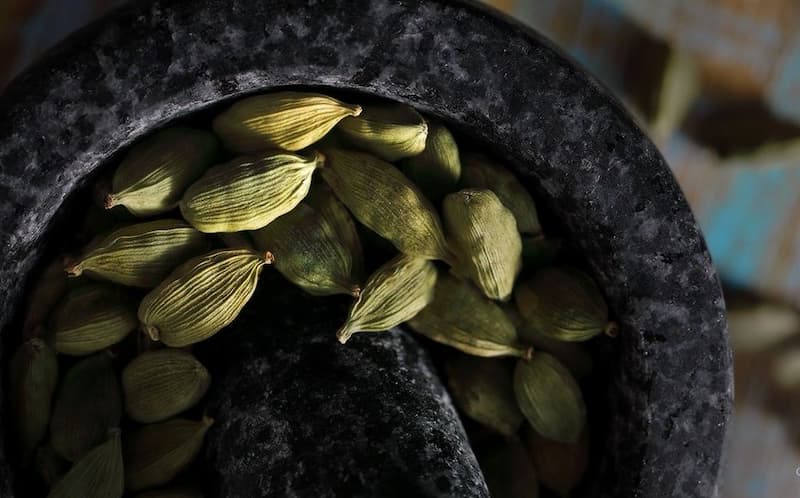 تصویر 1 از هل سبز در ایران مناسب چای قهوه و دمنوش