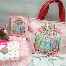 تصویر 3 از ست جانماز و سجاده جشن تکلیف طرح شاد با کیفیت مناسب